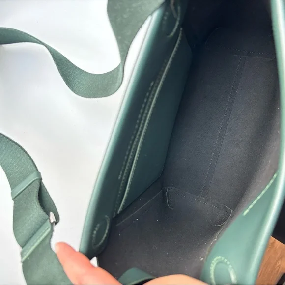 NWT Everlane The Form Shoulder Bag - Picture 11 of 13